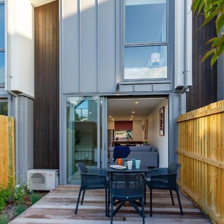City Lights Retreat With Carpark 2 Bed 2 Bath Christchurch Esterno foto