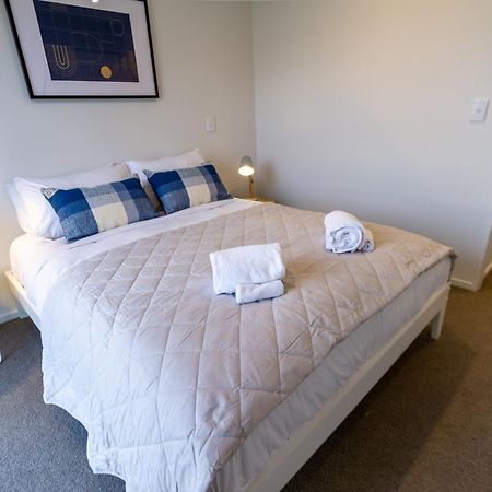 City Lights Retreat With Carpark 2 Bed 2 Bath Christchurch Esterno foto
