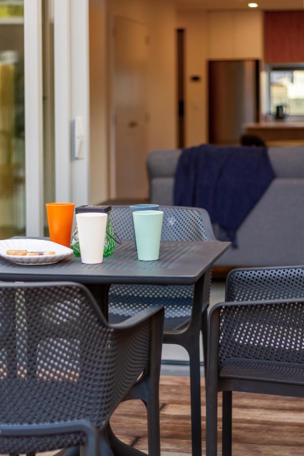City Lights Retreat With Carpark 2 Bed 2 Bath Christchurch Esterno foto
