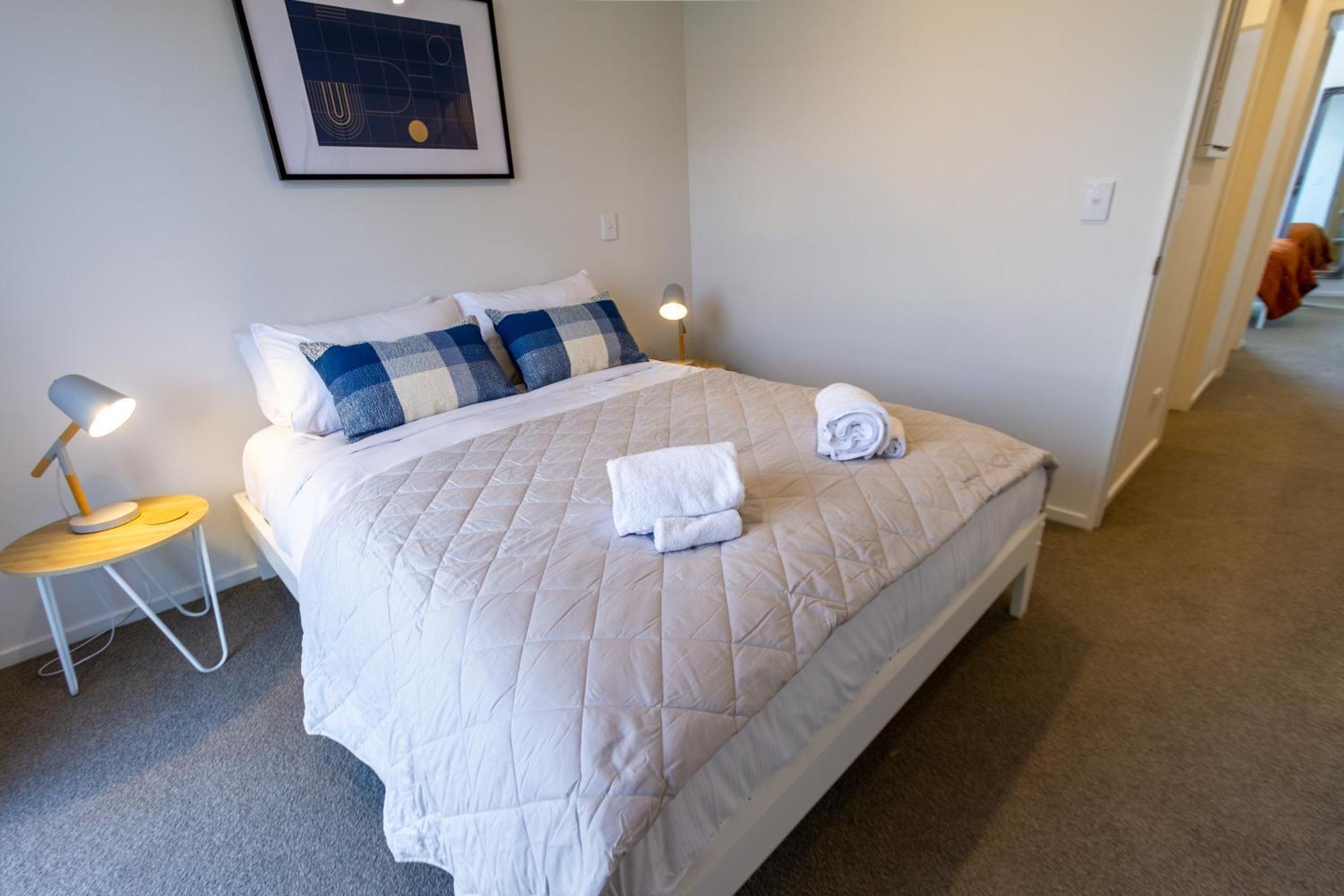 City Lights Retreat With Carpark 2 Bed 2 Bath Christchurch Esterno foto