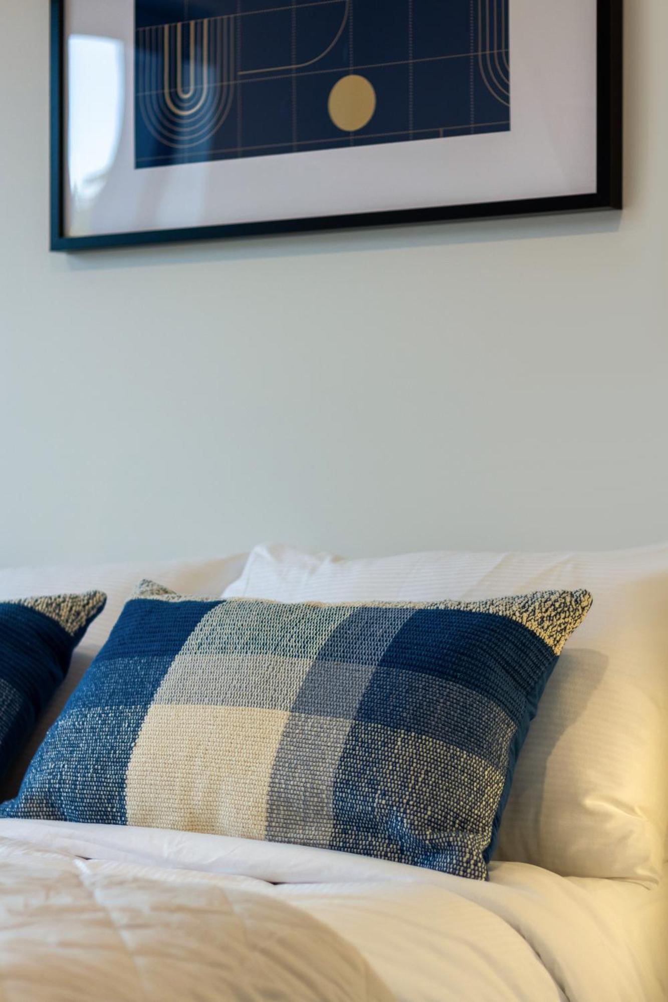 City Lights Retreat With Carpark 2 Bed 2 Bath Christchurch Esterno foto
